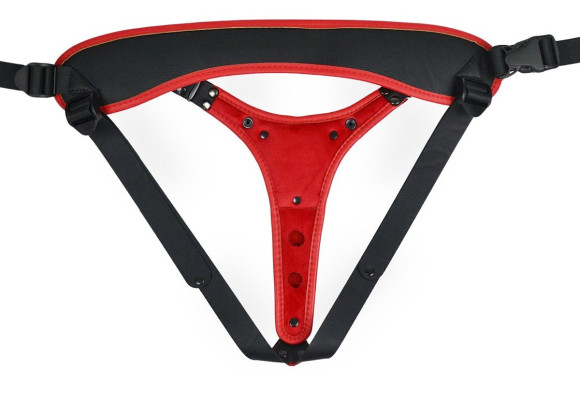 Красно-черный женский пояс с 2 способами крепления насадок и вагинальной пробкой Красно-черный женский пояс с 2 способами крепления насадок и вагинальной пробкой