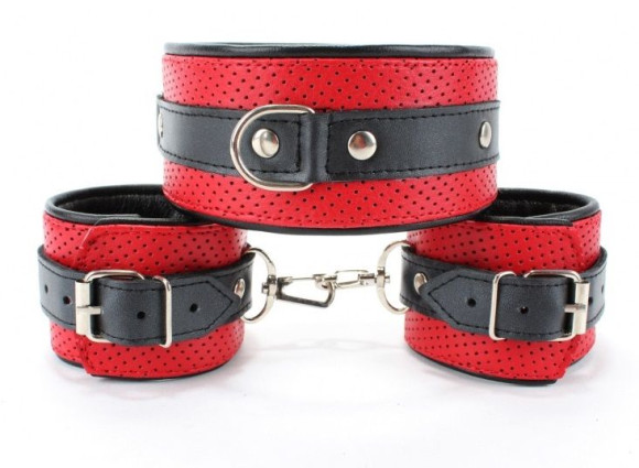 Красно-черная фиксация из перфорированной кожи Красно-черная фиксация из перфорированной кожи