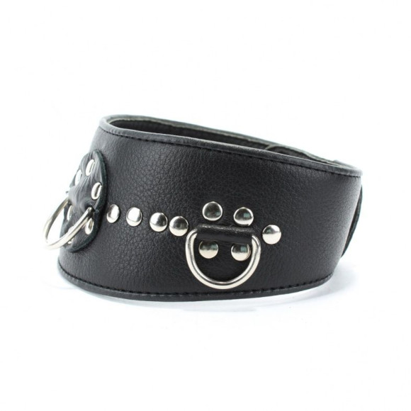 Чёрный кожаный ошейник с полукольцами и клёпками Чёрный кожаный ошейник с полукольцами и клёпками