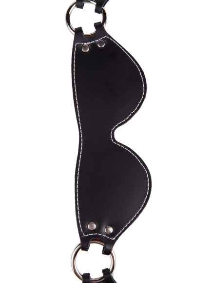 Маска из натуральной кожи с контрастной строчкой по краю Маска из натуральной кожи с контрастной строчкой по краю