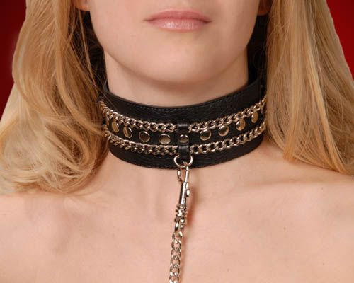 Чёрный ошейник с цепочками и поводком Чёрный ошейник с цепочками и поводком