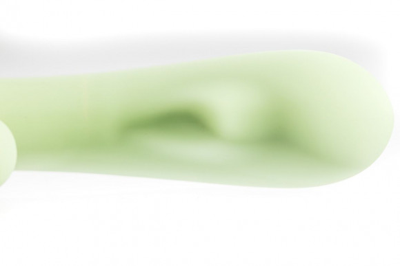 Салатовый вибратор Maccia H с клиторальным отростком и подогревом - 22 см. Салатовый вибратор Maccia H с клиторальным отростком и подогревом - 22 см.