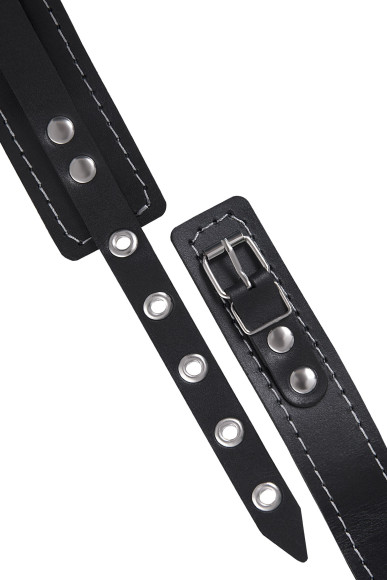 Черный узкий однослойный ошейник с серебристым поводком-цепочкой Черный узкий однослойный ошейник с серебристым поводком-цепочкой