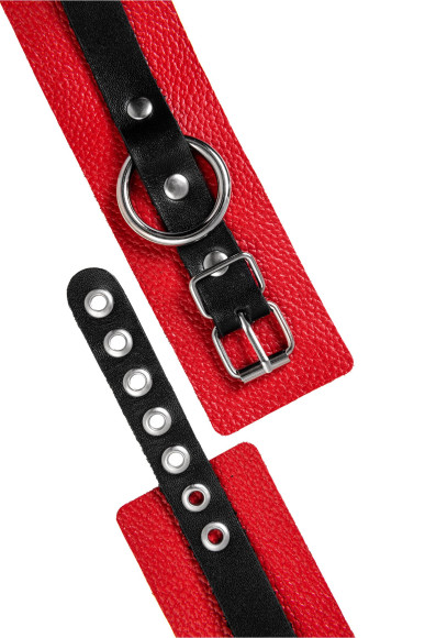 Красно-черные мягкие оковы с одним ремешком и люверсами Красно-черные мягкие оковы с одним ремешком и люверсами
