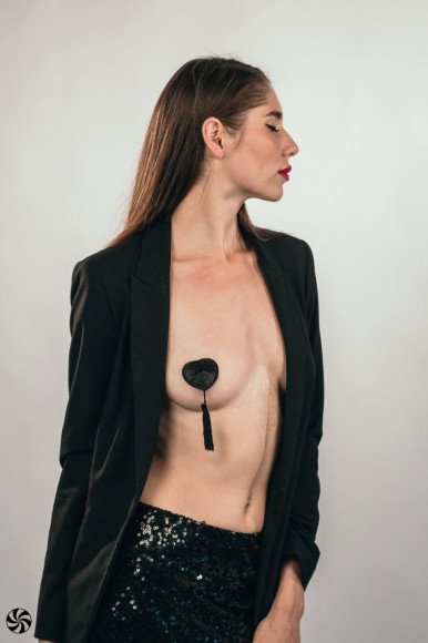 Черные пэстисы-сердечки Evans с кисточками Черные пэстисы-сердечки Evans с кисточками