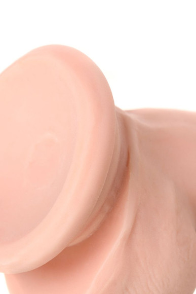 Телесный вибратор-реалистик Harvey - 20 см. Телесный вибратор-реалистик Harvey - 20 см.