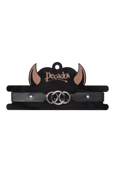 Черный кожаный ошейник со связанными кольцами Черный кожаный ошейник со связанными кольцами