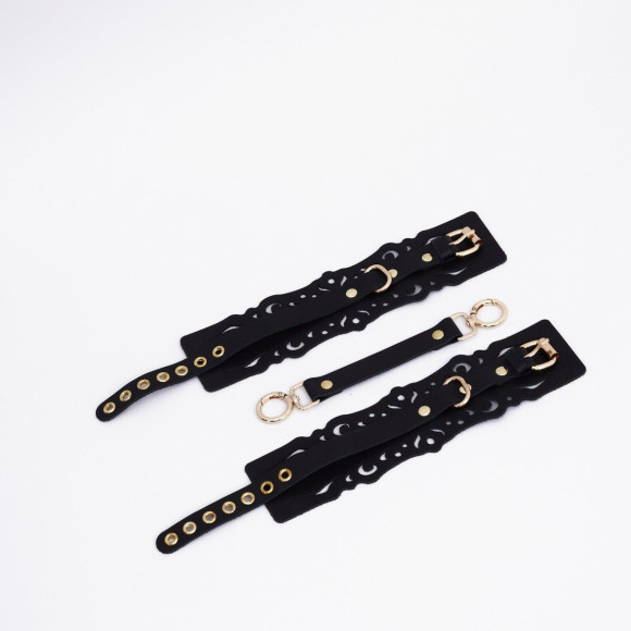 Черный кожаные оковы с узорами и золотистой фурнитурой Черный кожаные оковы с узорами и золотистой фурнитурой