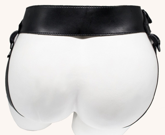 Пустотелый поясной фаллопротез MINI - 17,5 см. Пустотелый поясной фаллопротез MINI - 17,5 см.